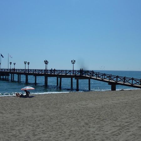 Hostal Berlin Marbella Eksteriør billede